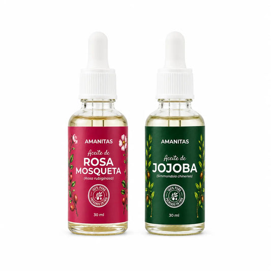 Frascos de vidrio con gotero de Aceite de Rosa Mosqueta y Aceite de Jojoba de 30 ml Amanitas, 100% puros y prensados en frío sobre fondo blanco.